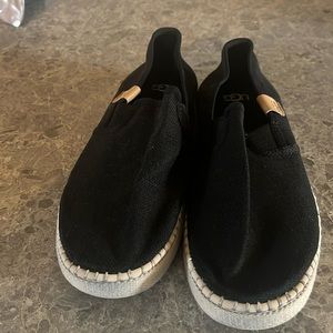 Ugg slip on sneaker - sz 10 - nearly new